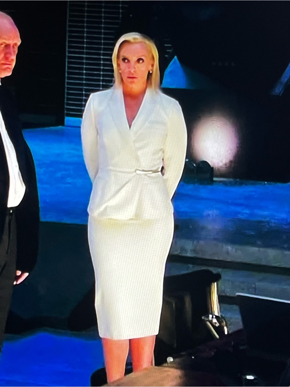 Donna Karan Modern Icons Tailored Cream Blazer Jacket Sz 10